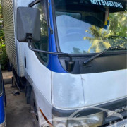 MITSUBISHI CANTER 2001