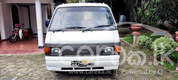 MAZDA BONGO 1995