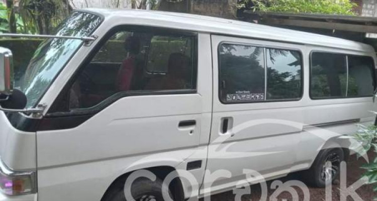 NISSAN CARAVAN 1991