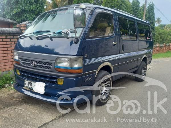 TOYOTA DOLPHIN LH172 2001