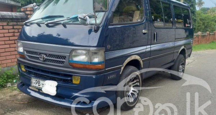 TOYOTA DOLPHIN LH172 2001