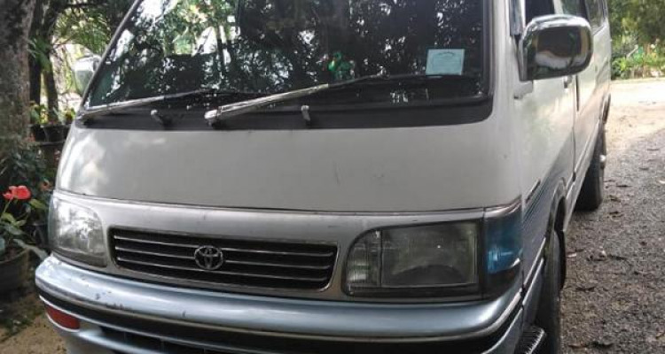 TOYOTA HIACE LH119 1989