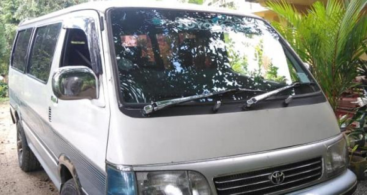 TOYOTA HIACE LH119 1989