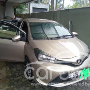 TOYOTA VITZ 2015