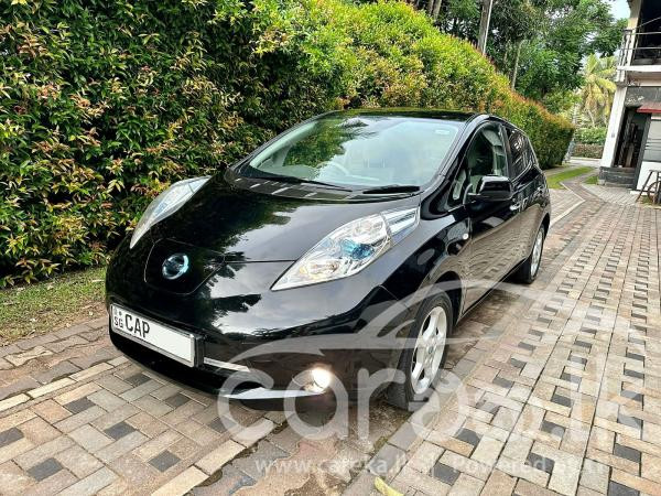 NISSAN LEAF 2012