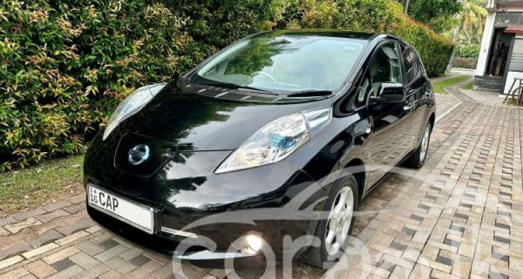 NISSAN LEAF 2012