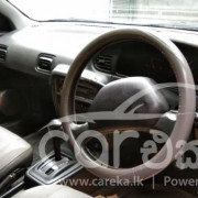 NISSAN AVENIR 1994