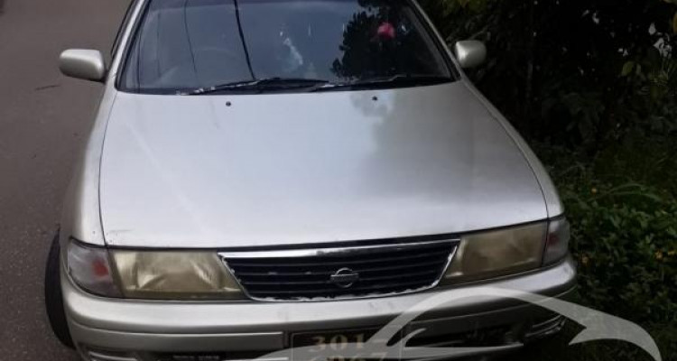 NISSAN SUNNY 1996