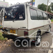 NISSAN CARAVAN 1986