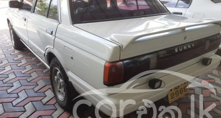 NISSAN SUNNY B12 1989