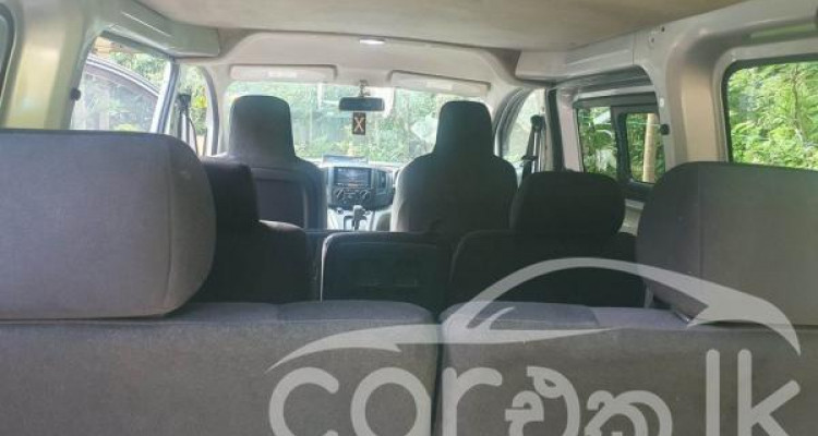 NISSAN NV200 2014