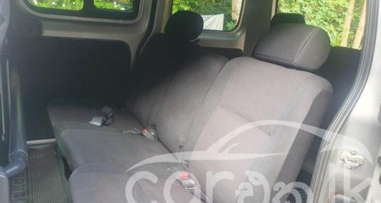 NISSAN NV200 2014