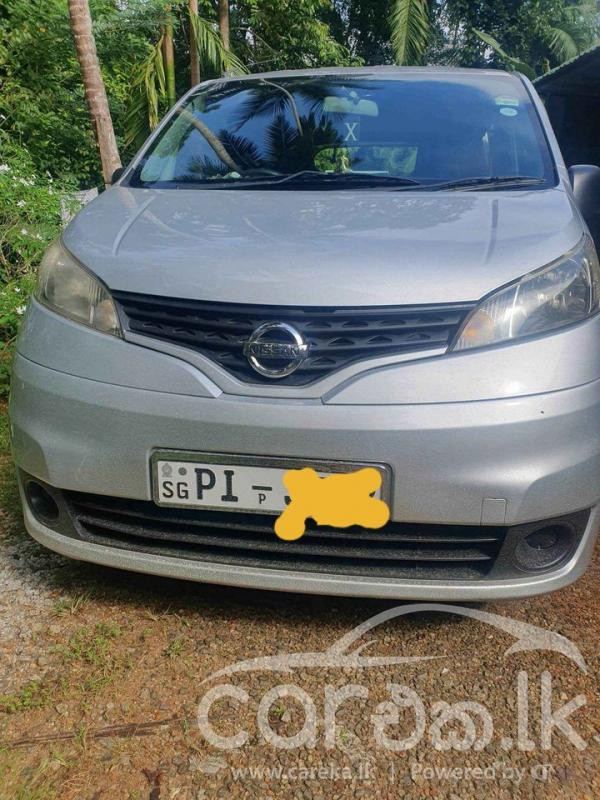 NISSAN NV200 2014