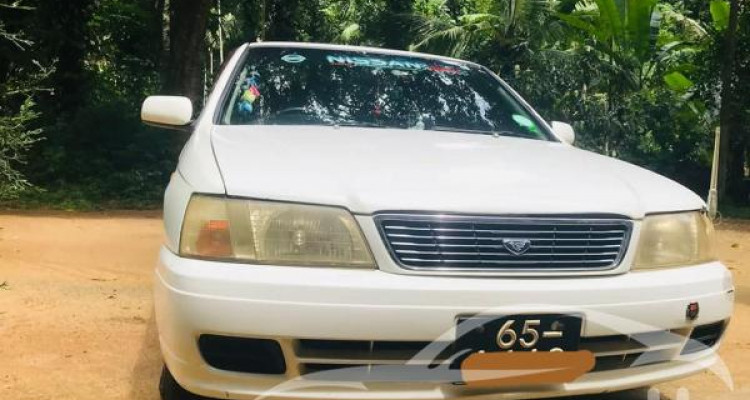 NISSAN BLUEBIRD SU14 1996