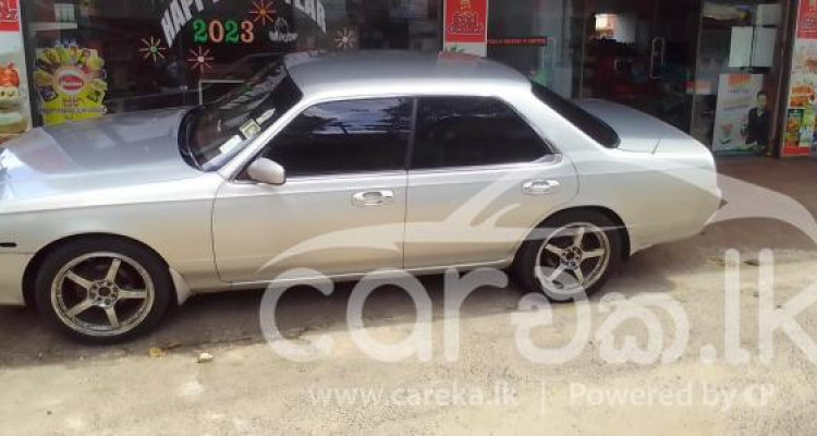NISSAN LAUREL 1993