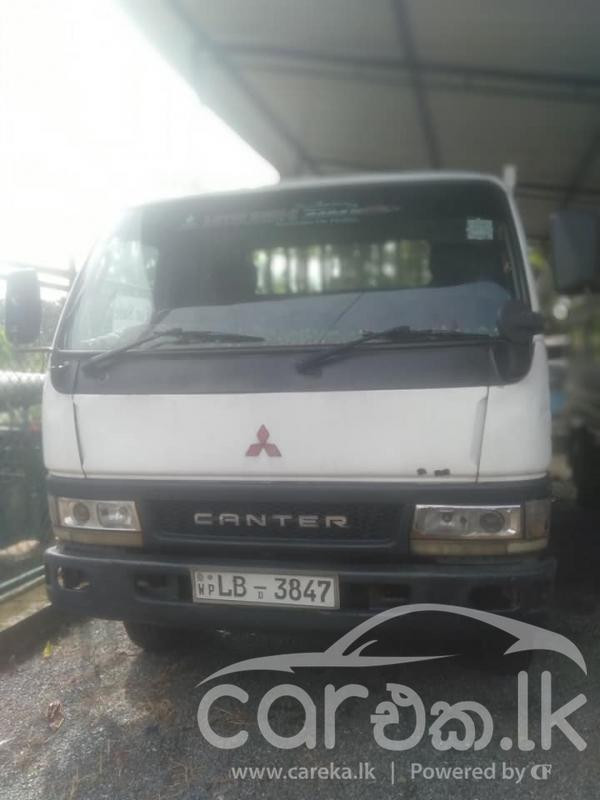 MITSUBISHI CANTER 2001