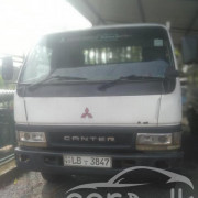 MITSUBISHI CANTER 2001