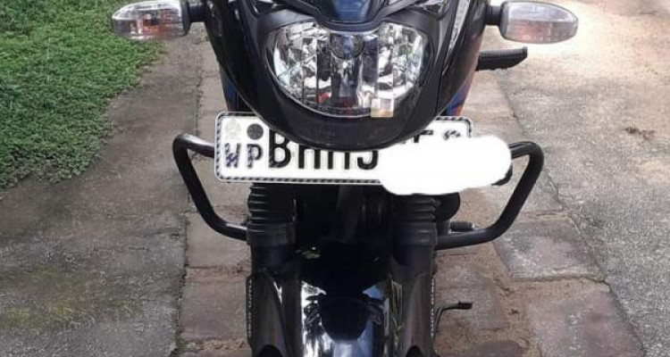 BAJAJ PULSAR 150 2019