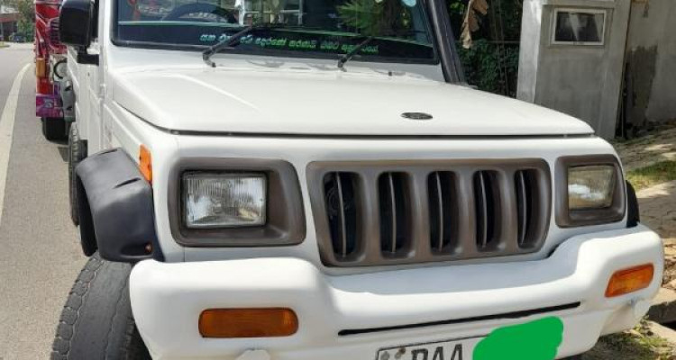 MAHINDRA BOLERO 2015
