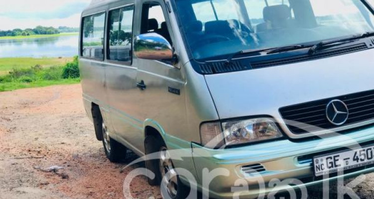 MERCEDES BENZ MB 140 2001