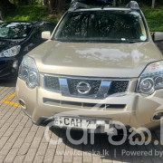 NISSAN X TRAIL 2013