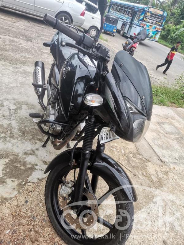 BAJAJ PULSAR 150 2015 Careka.lk