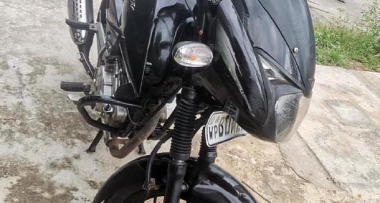 BAJAJ PULSAR 150 2015