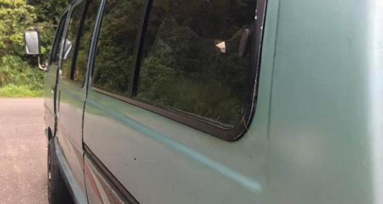 TOYOTA HIACE 1986