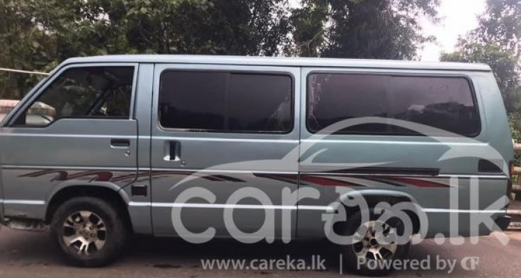 TOYOTA HIACE 1986