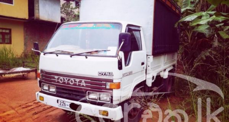 TOYOTA DYNA 1994