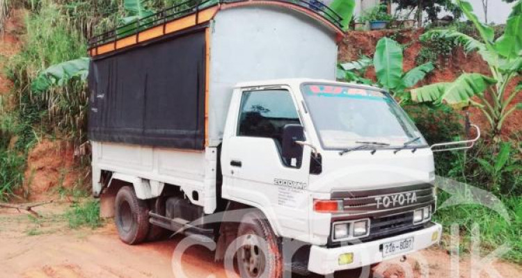 TOYOTA DYNA 1994