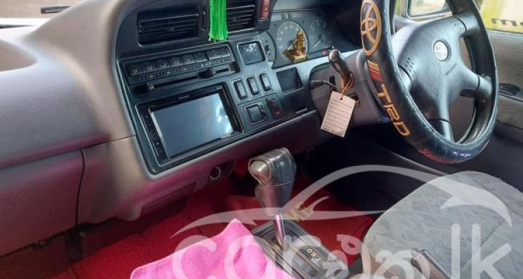TOYOTA DOLPHIN LH172 1998
