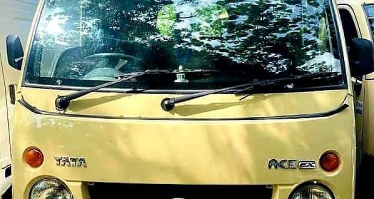 TATA ACE 2012