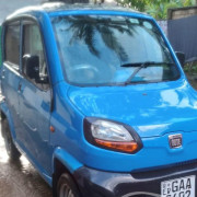 BAJAJ QUTE 2018