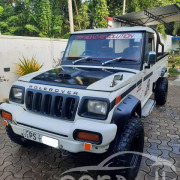 MAHINDRA BOLERO MAXXI 2011