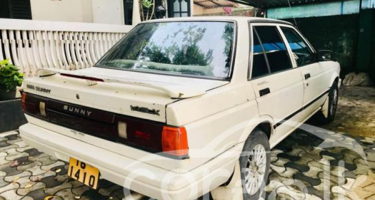 NISSAN SUNNY 1989