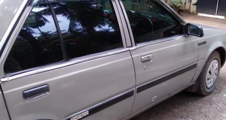 NISSAN SUNNY 1985