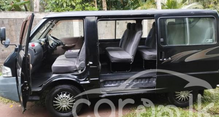MAZDA BONGO 2000