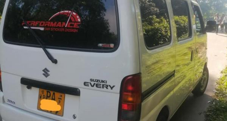 SUZUKI EVERY 2000