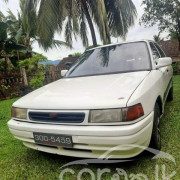 MAZDA FAMILIA 1993