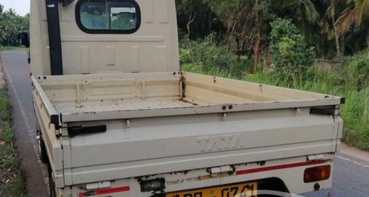 TATA ACE 2011