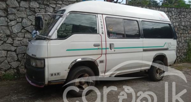 NISSAN CARAVAN 1993