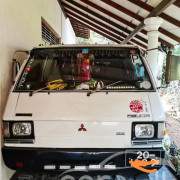 MITSUBISHI DELICA L300 1981