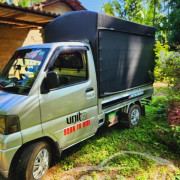 MITSUBISHI MINICAB GD U61T 2000