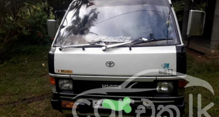 TOYOTA HIACE LH61 1989