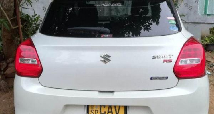 SUZUKI SWIFT RS 2017