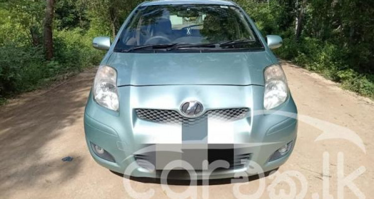TOYOTA VITZ 2008