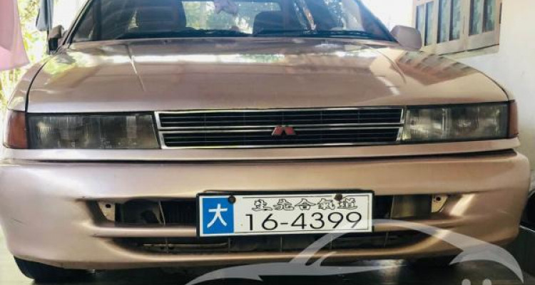 MITSUBISHI LANCER 1989