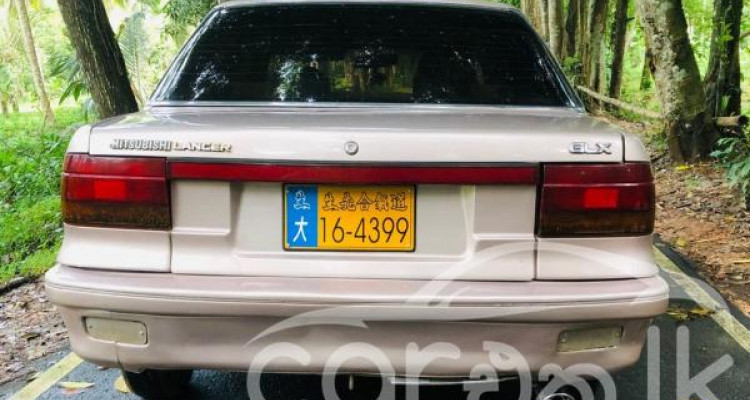 MITSUBISHI LANCER 1989