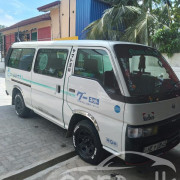 NISSAN CARAVAN 1998